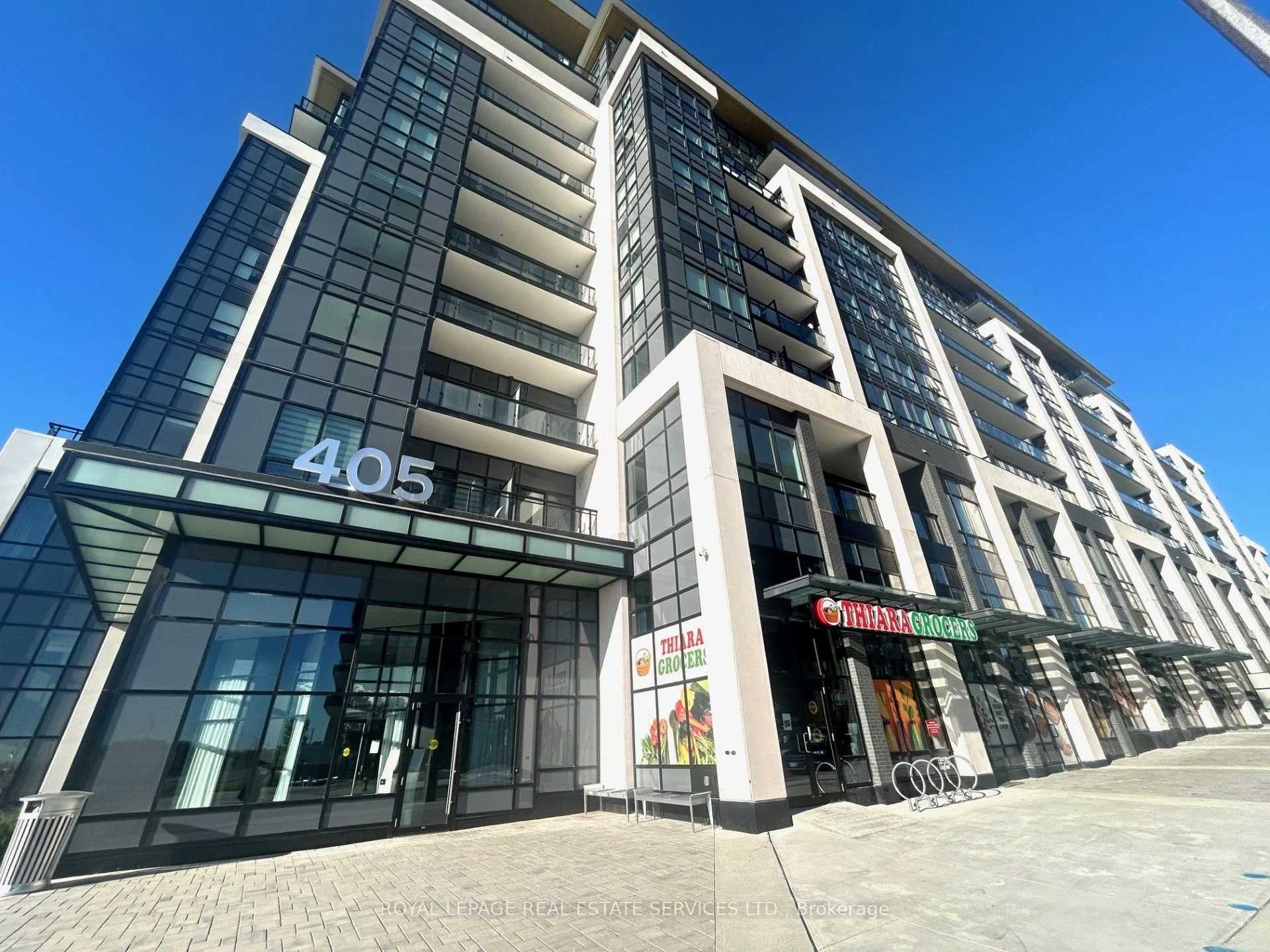 405 Dundas Street W 223, Oakville, ON L6M 5P9