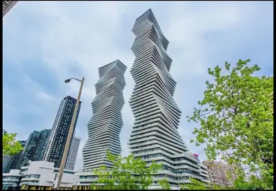 Condo Apartment in Mississauga