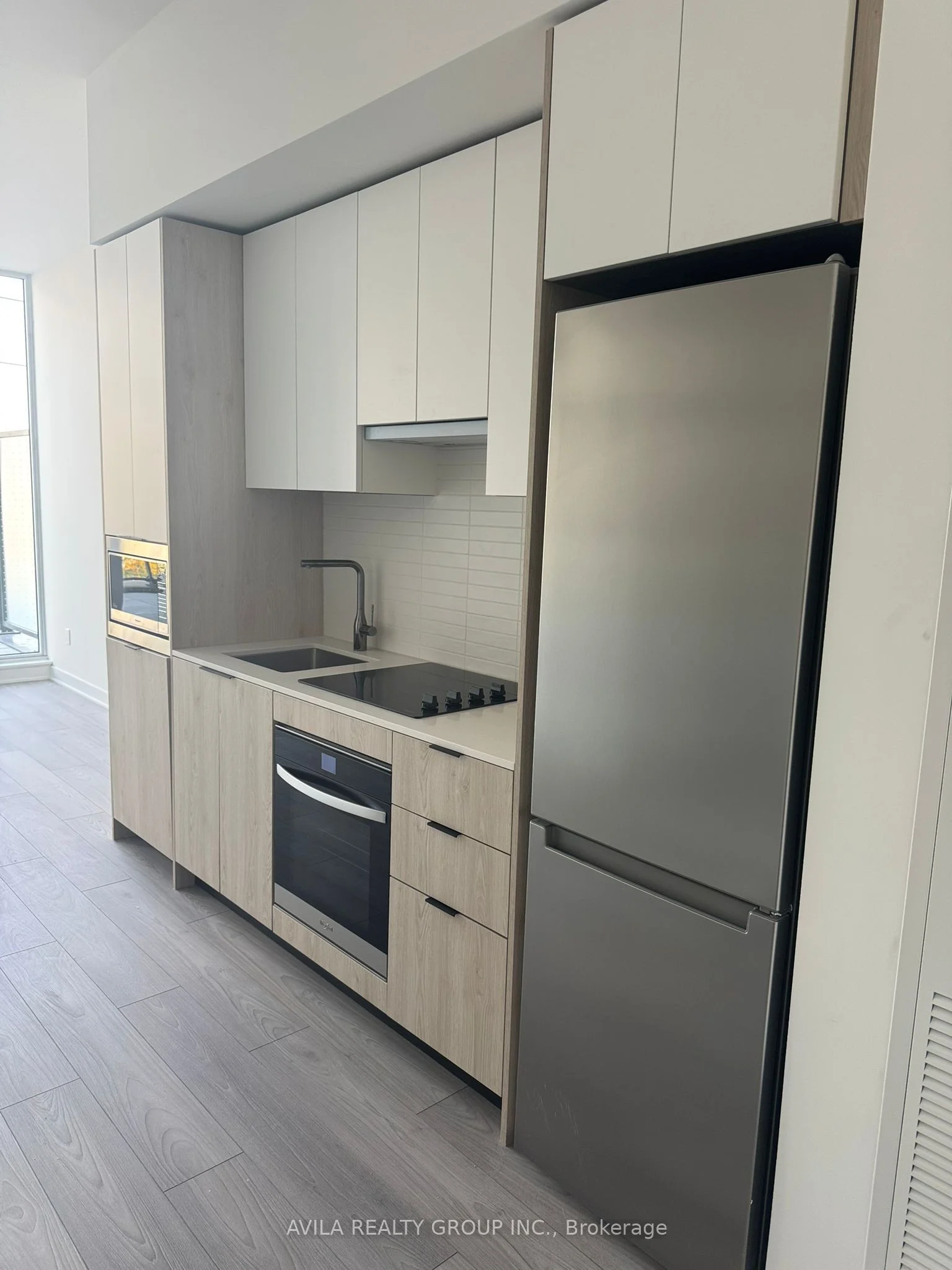 1007 THE QUEENSWAY 212, Toronto W08, ON M8Z 6C7