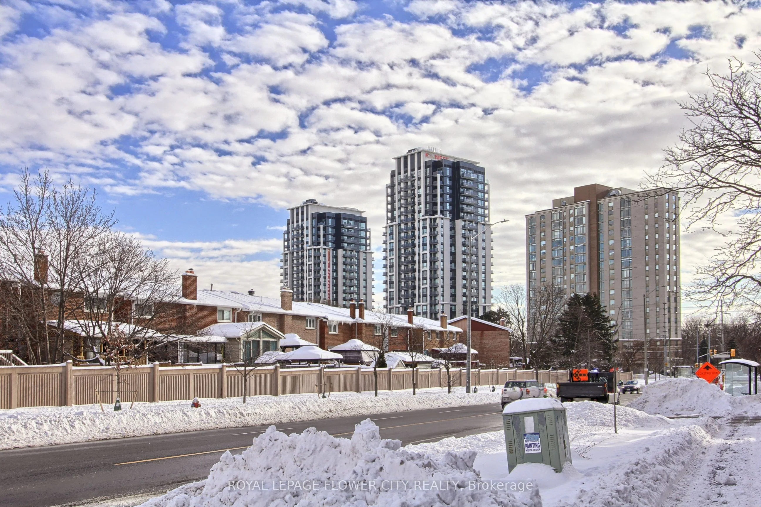 202 Burnhamthorpe Road 1506, Mississauga, On L5a 0b2