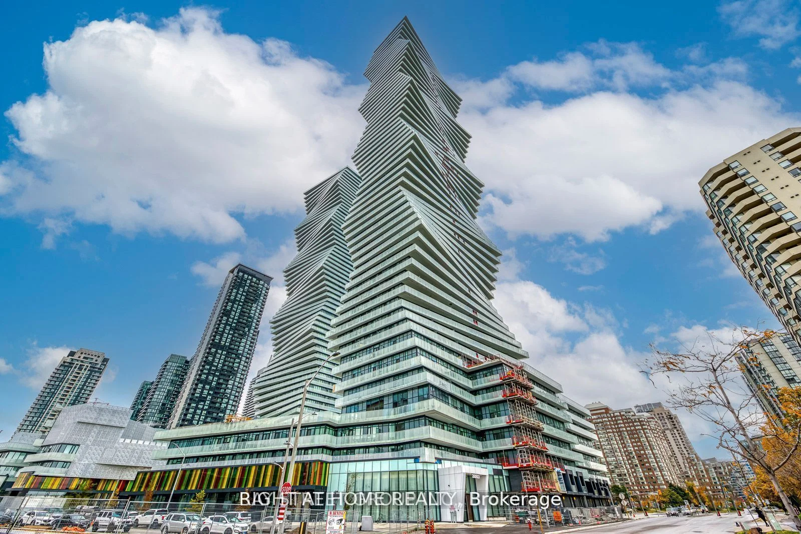 3883 Quartz Road 1203, Mississauga, On L5b 0m4