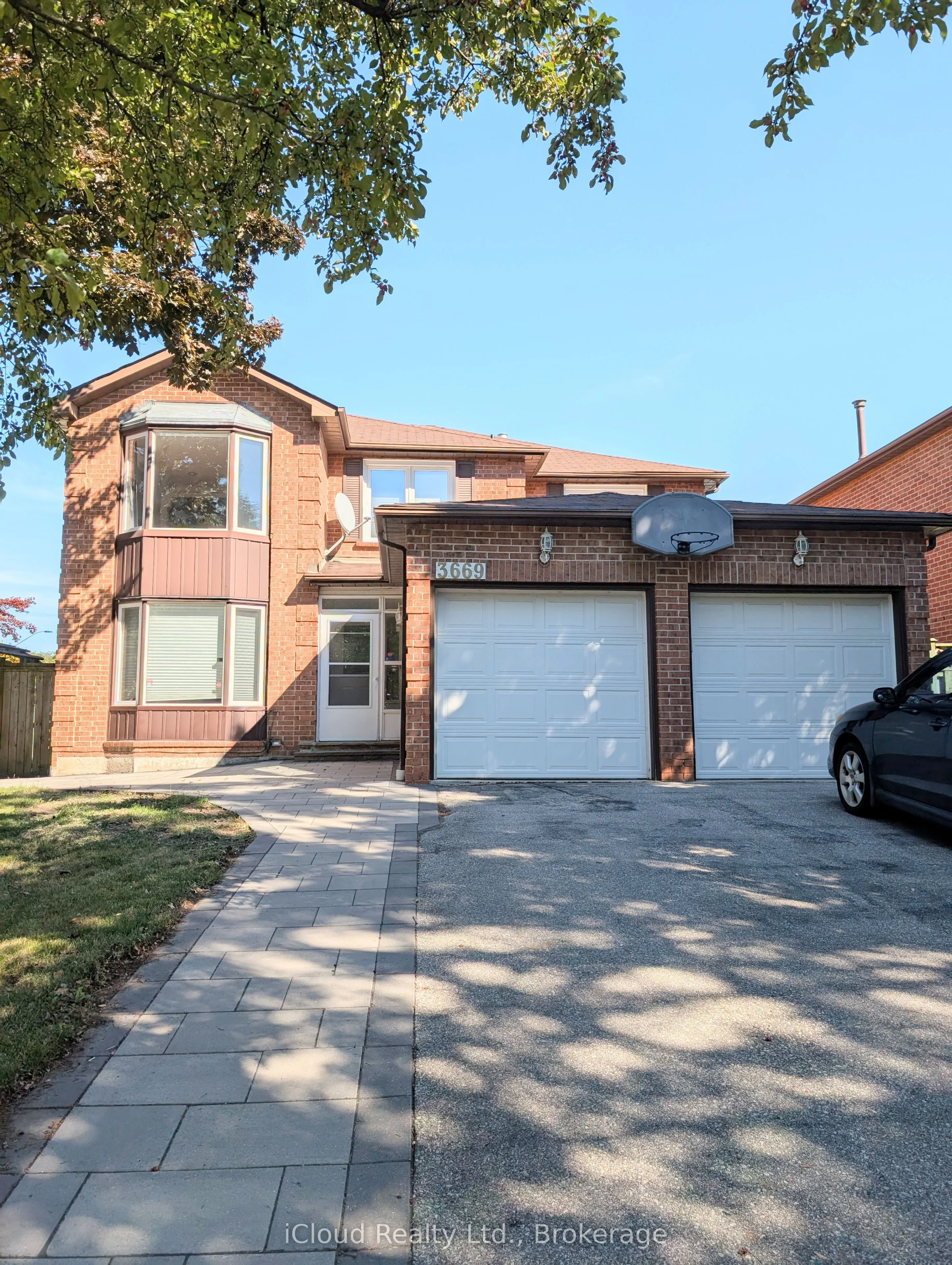3669 Baird Court UPPER, Mississauga, ON L5L 4T6