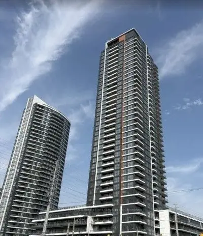 Condo Apartment in Mississauga