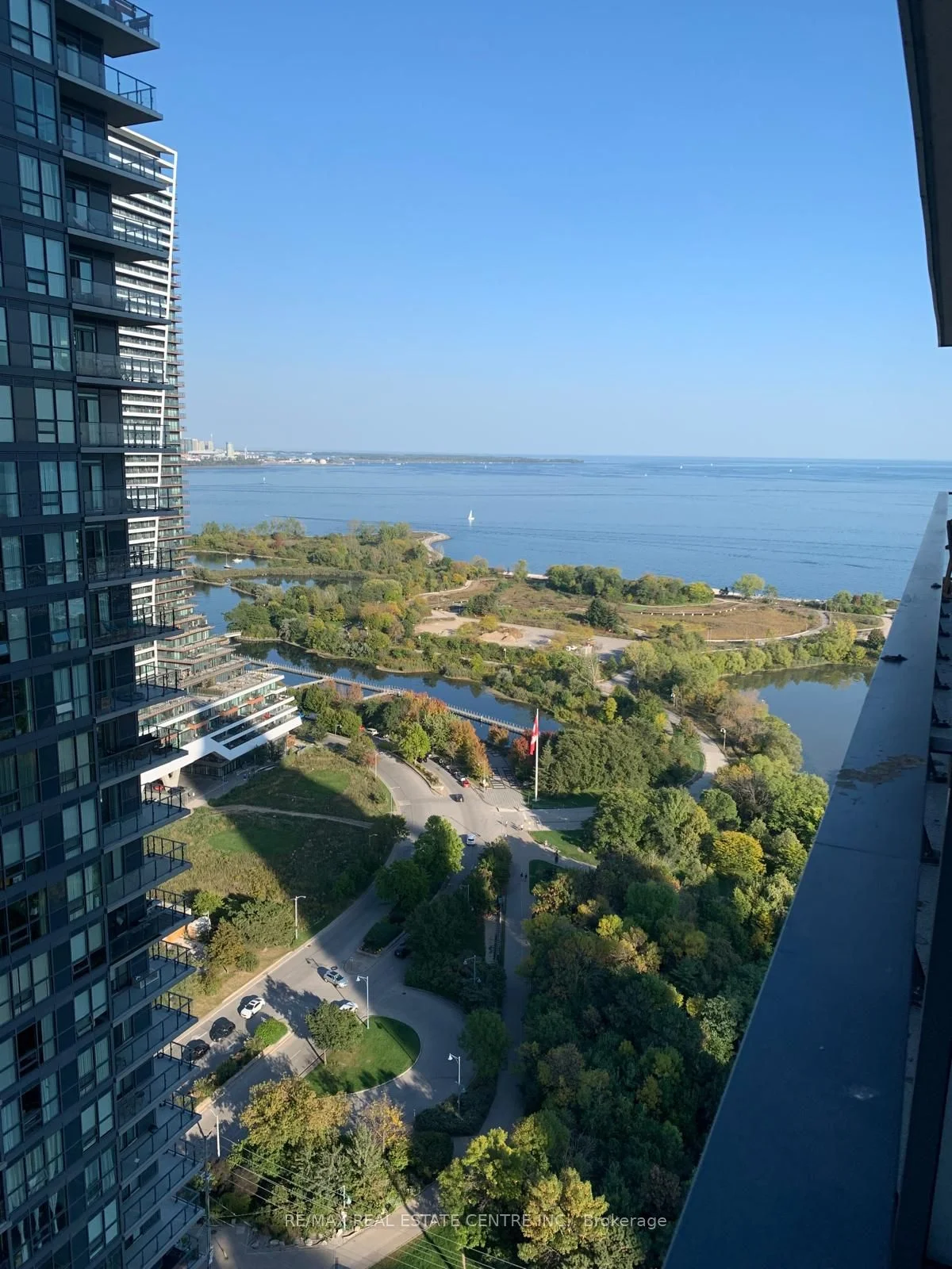 2212 Lakeshore Boulevard W 3510, Toronto W06, ON M8V 1B4