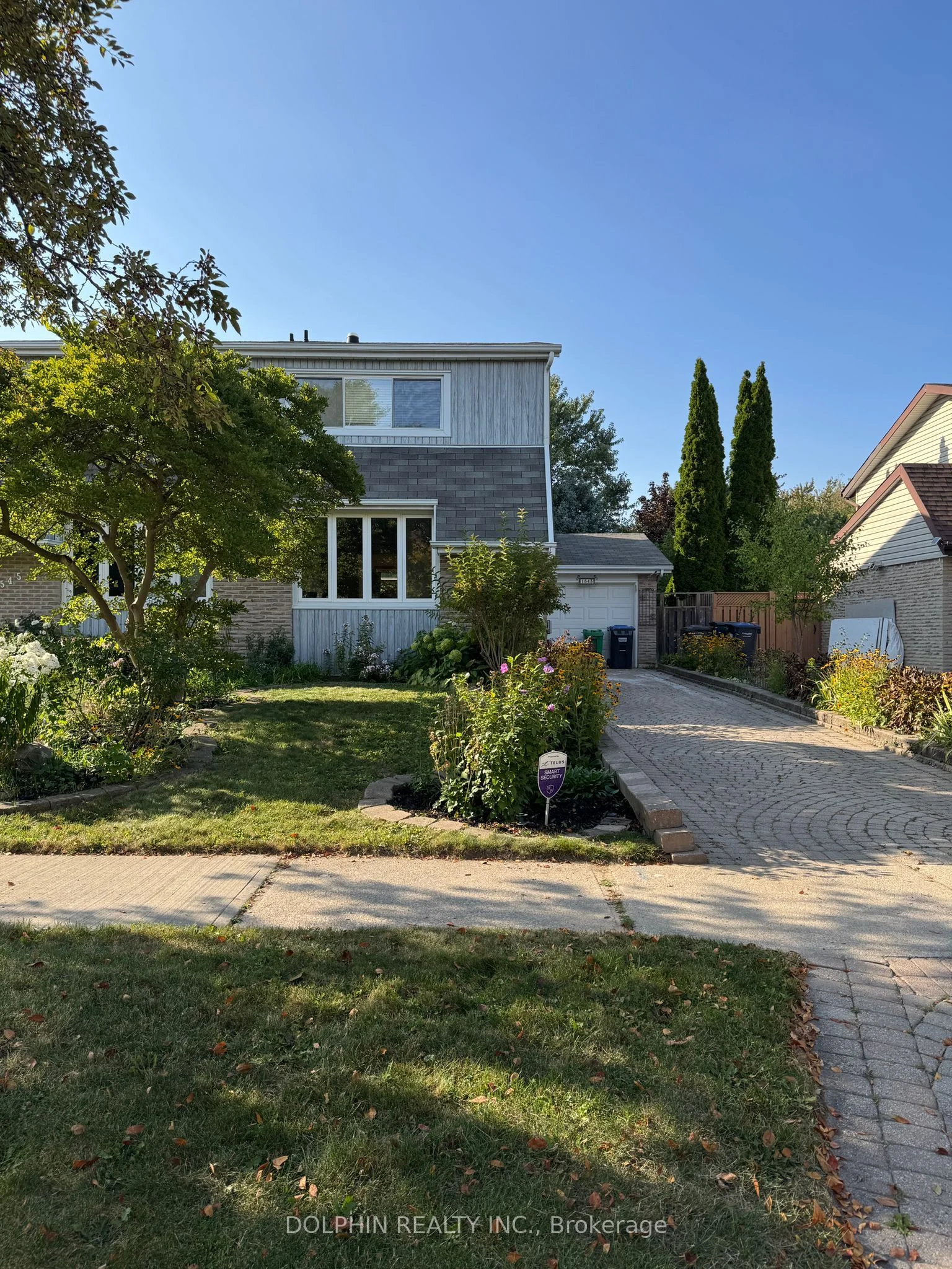 1543 Oran Court, Mississauga, ON L5N 1L4