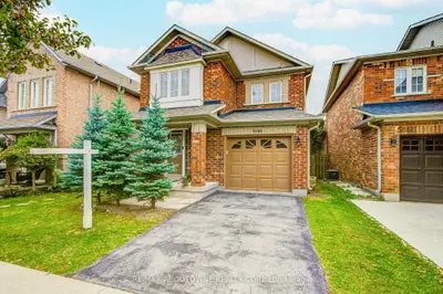 Detached in Burlington