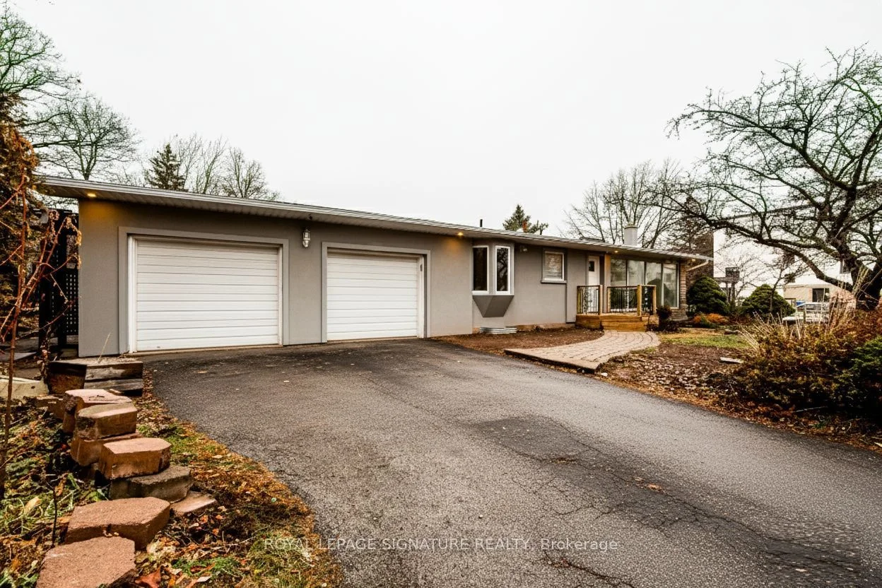 1205 Gainsborough Drive Lower, Oakville, ON L6H 2H4