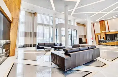 Condo Apartment in Mississauga