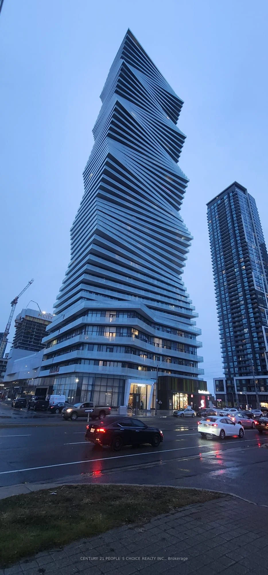 3900 Confederation Parkway 1503, Mississauga, ON L5B 0M3