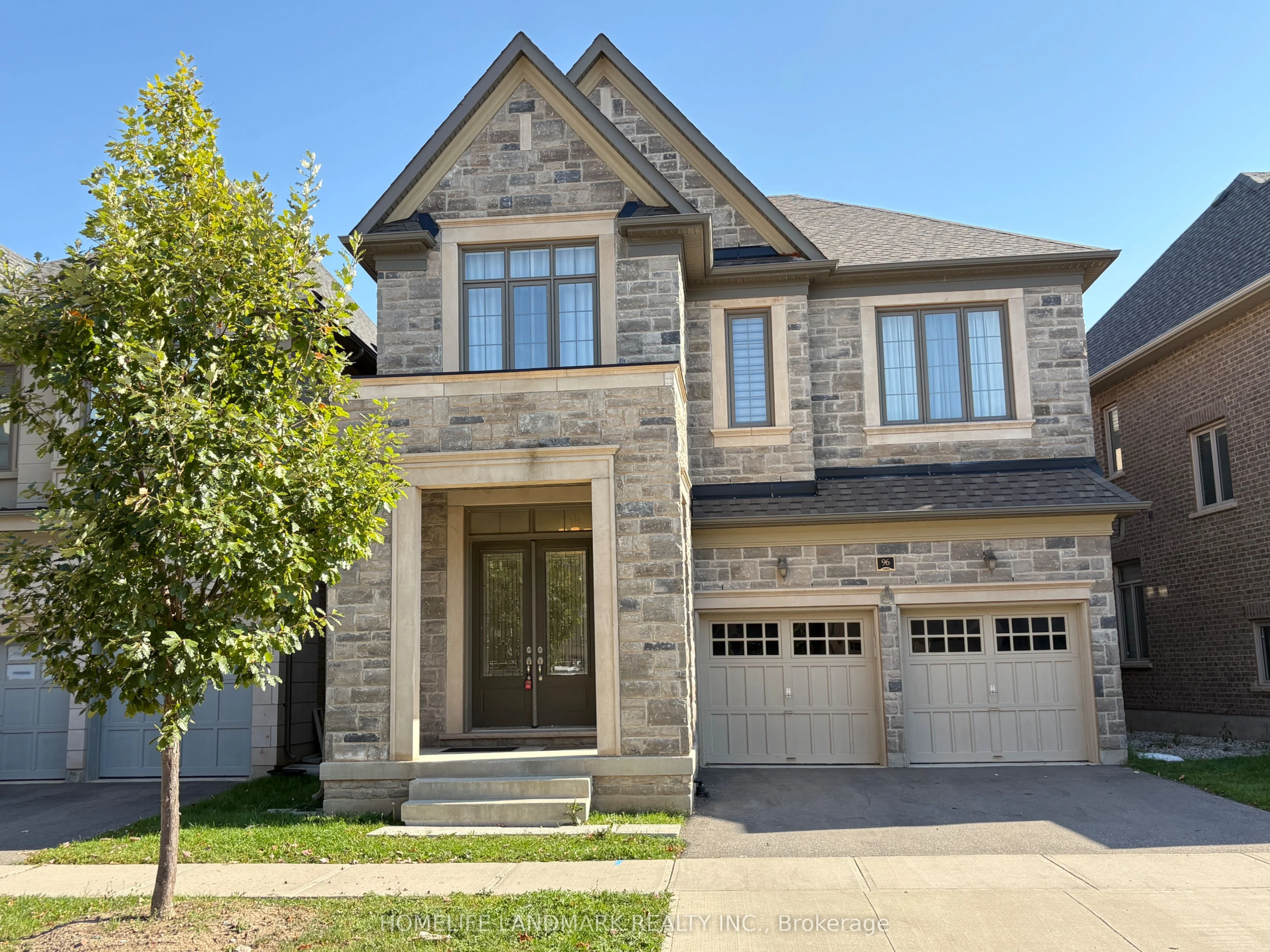 96 Threshing Mill Boulevard, Oakville, ON L6H 0V6