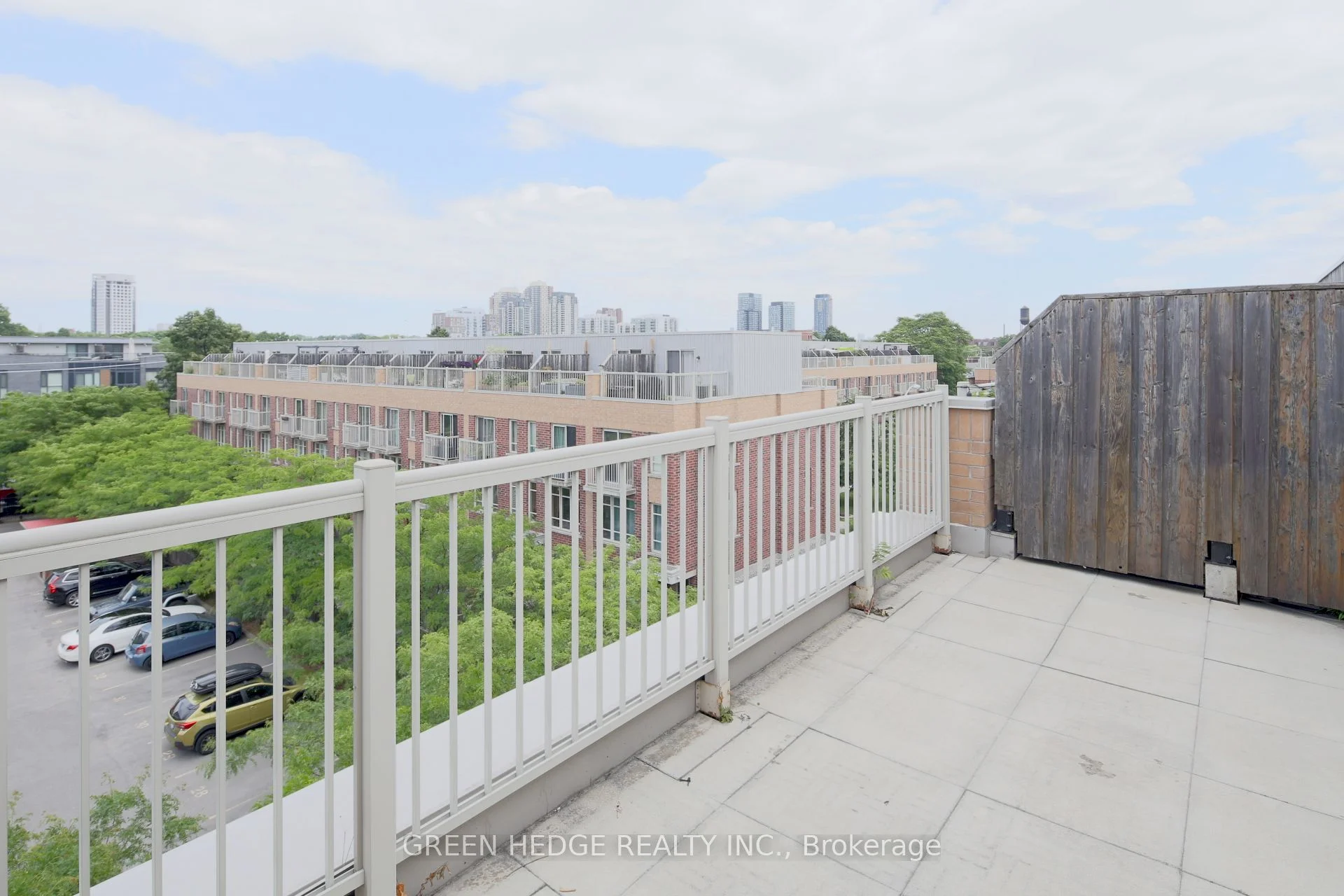 20 Elsie Lane 218, Toronto W02, On M6p 3n9
