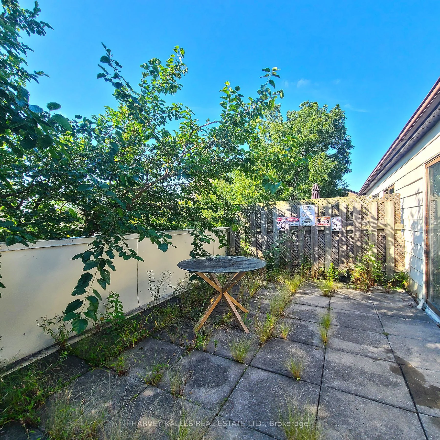 3823 Lakeshore Boulevard W A, Toronto W06, ON M8W 1R2