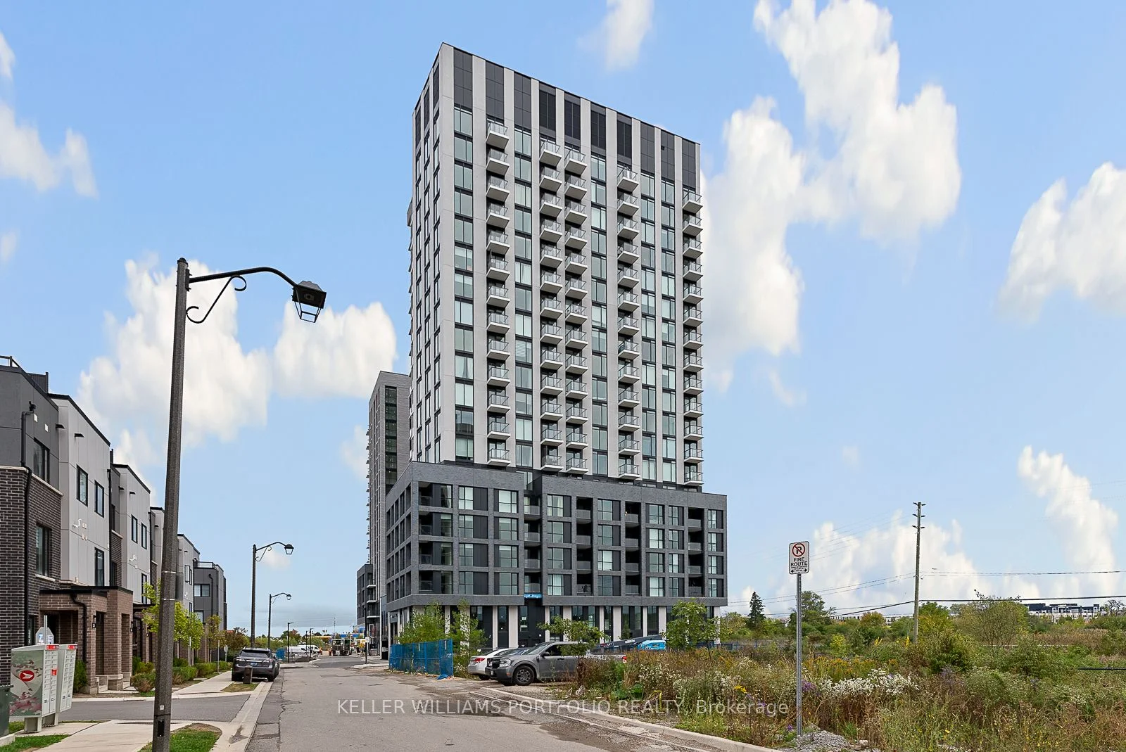 3079 Trafalgar Road 1601, Oakville, ON L6H 8C5