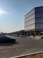3200 Dufferin Street 28, Toronto, On M6a 2t3