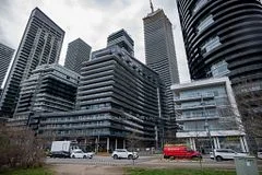39 Annie Craig Drive 1408, Toronto W06, On M8v 0h1