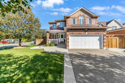 Detached in Brampton