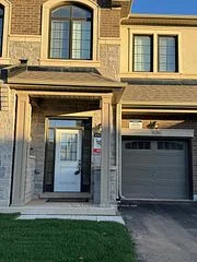 1136 Tanbark Avenue, Oakville, ON L6H 8C4