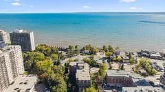 2121 Lakeshore Road 401, Burlington, On L7r 1c9