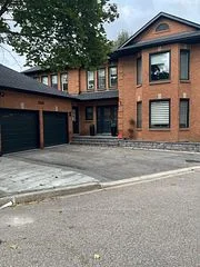 6713 Mockingbird Lane Upper, Mississauga, ON L5N 5J8