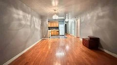 1171B Lakeshore Road E, Mississauga, ON L5E 1G1