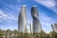 Condo Apartment in Mississauga