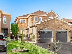 3859 Cedar Hedge Rise, Mississauga, ON L5N 6W4