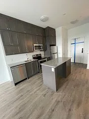 95 Dundas Street 411, Oakville, ON L6M 5N4