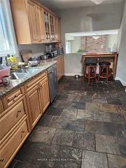 2574 Oak Row Crescent, Mississauga, ON L5L 1P6