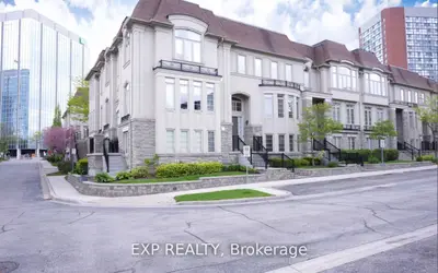 Condo Townhouse in Mississauga
