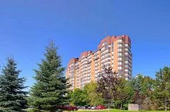 25 Fairview Road W 1004, Mississauga, ON L5B 3Y8