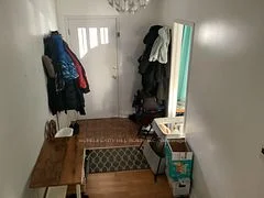 71 Russett Avenue, Toronto W02, On M6h 3m4