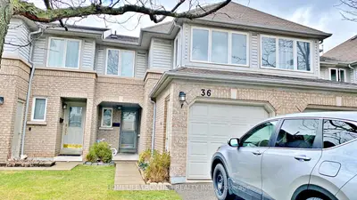 Condo Townhouse in Mississauga