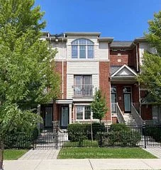 Condo Townhouse in Mississauga