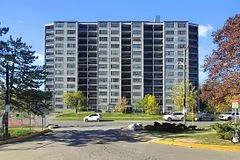 10 Tobermory Drive 409, Toronto W05, ON M3N 2Y5