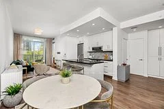88 Park Lawn Road 206, Toronto W06, On M8y 0b5