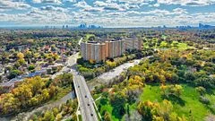 270 Scarlett Road 1710, Toronto W03, ON M6N 4X7