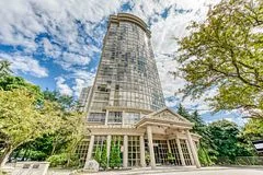 Condo Apartment in Mississauga