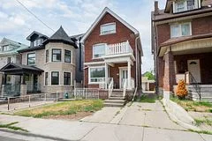 300 Keele Street, Toronto W02, ON M6P 2K4