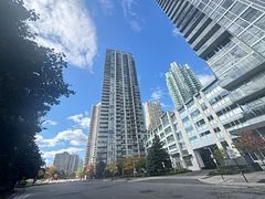 225 webb Drive 2507, Mississauga, ON L5B 4P2