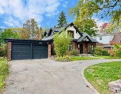 866 Royal York Road, Toronto W07, ON M8Y 2V4