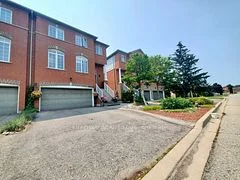 5156 Parkplace Circle, Mississauga, ON L5V 2M2