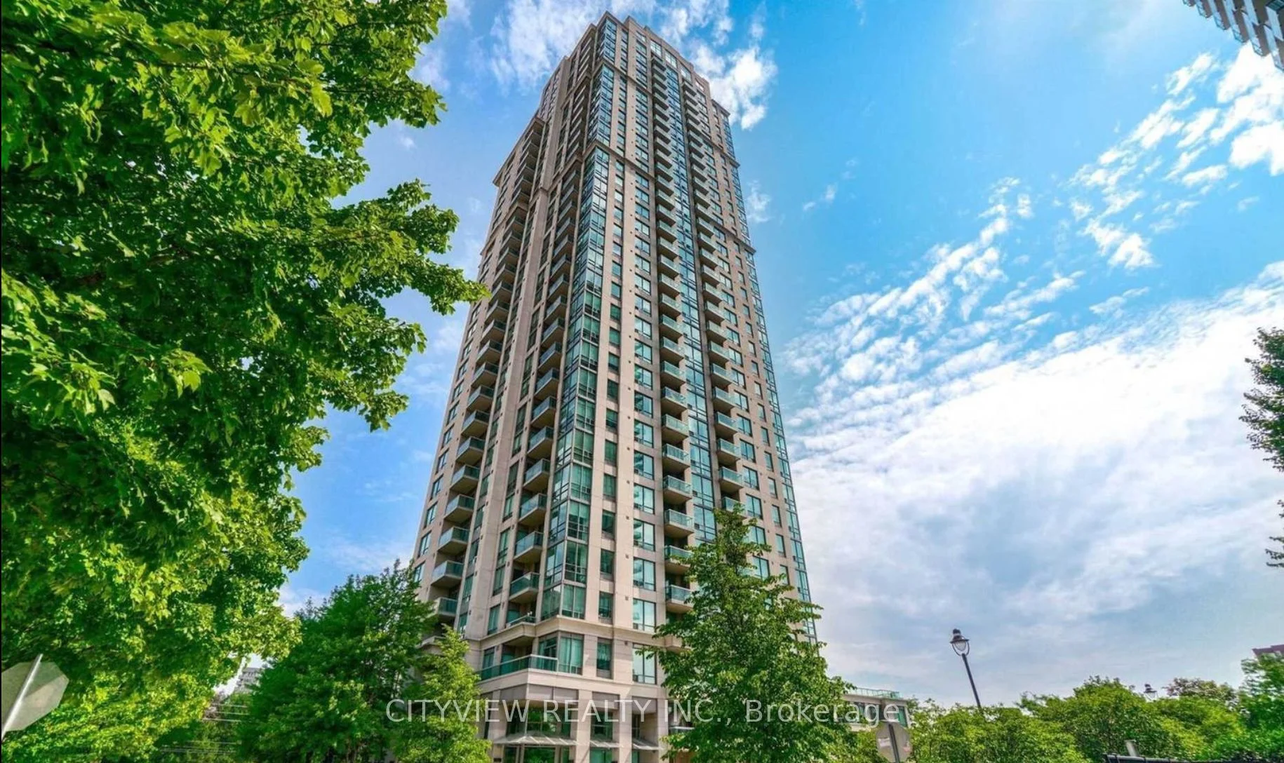 3504 Hurontario Street 2711, Mississauga, On L5b 1p2