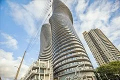 Condo Apartment in Mississauga