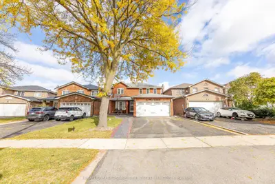 45 Woodlot Crescent, Toronto W10, ON M9W 6T2