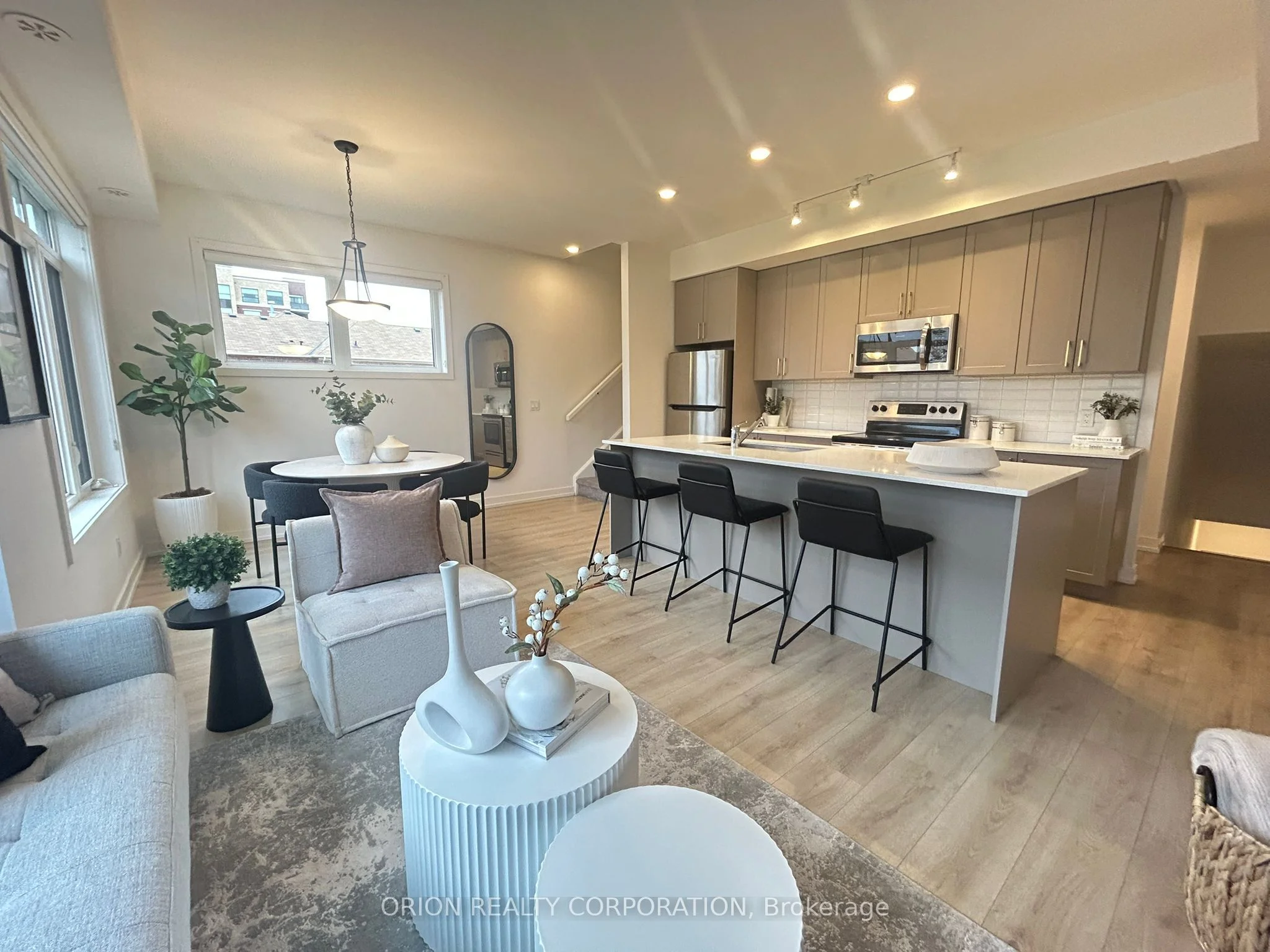3078 Sixth Line 336, Oakville, ON L6M 4J9