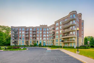 Common Element Condo in Mississauga