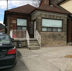 184 Livingstone Avenue Lower, Toronto W04, ON M6E 2M1