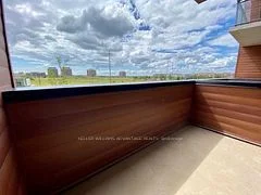128 Grovewood Common 214, Oakville, ON L6H 0X5