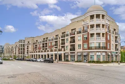 Condo Apartment in Oakville