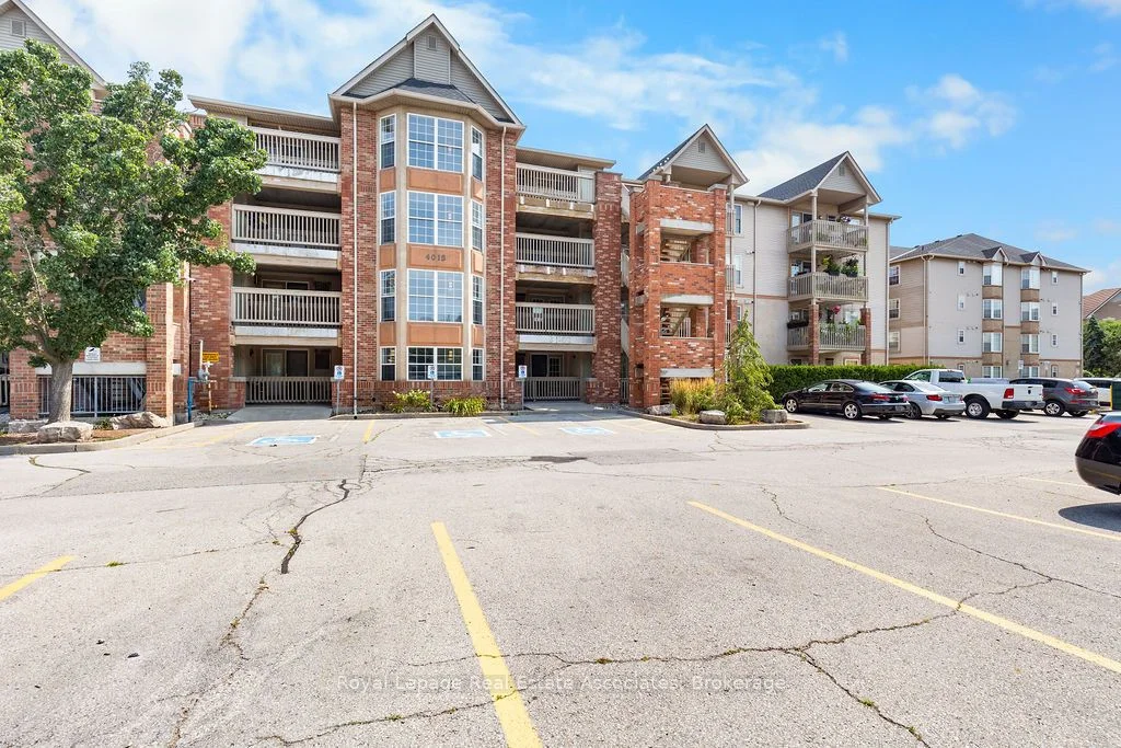 4013 Kilmer Avenue 106, Burlington, ON L7M 4M3